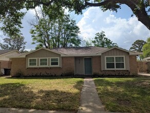 Building Photo - 5737 Alvarado Dr