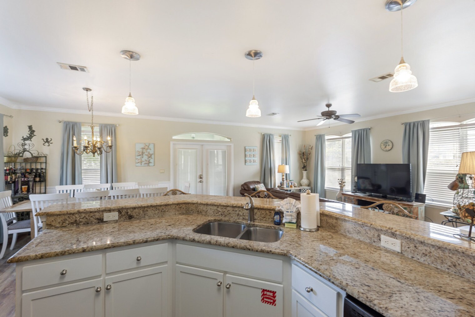 Building Photo - 9 Amber Cove