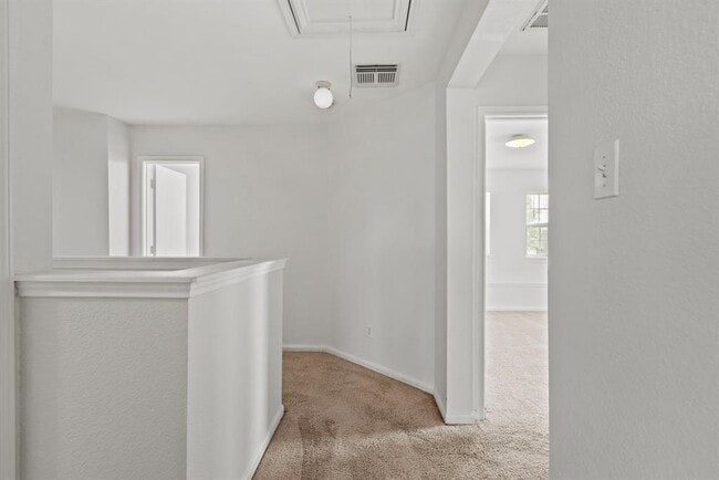Building Photo - 3031 Lexington Lake Dr