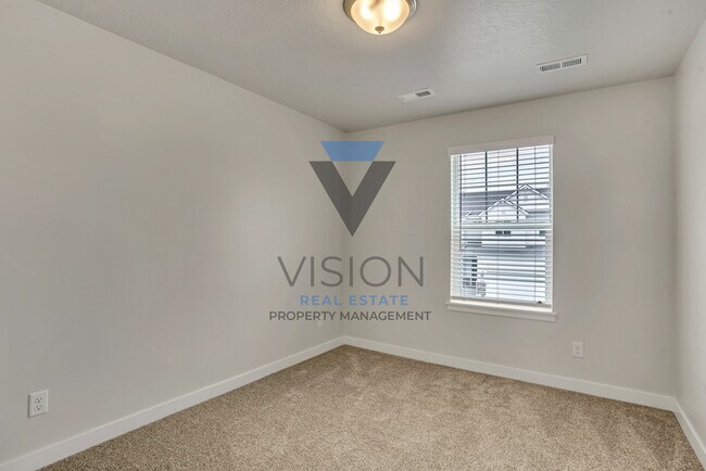 Building Photo - 4093 W Harmony Dr