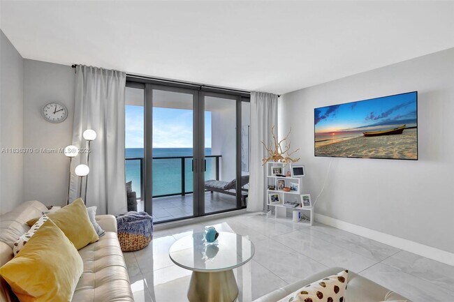 Building Photo - 2301 S Ocean Dr