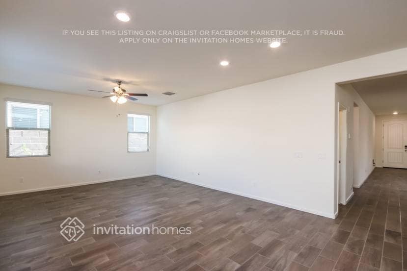 Building Photo - 1738 W Lacewood Pl