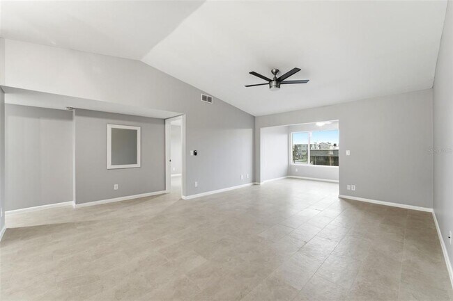 Building Photo - 845 Ladyfish Ave
