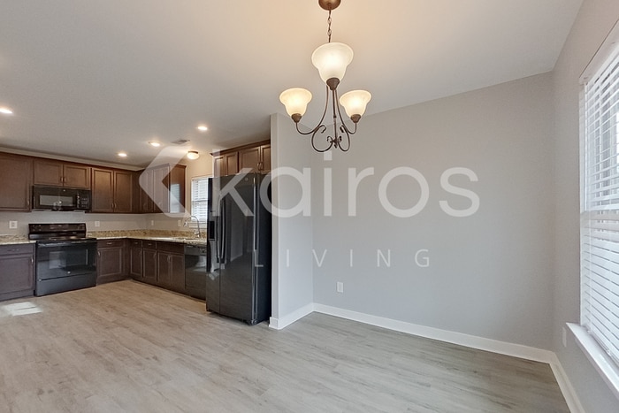 Building Photo - 488 Ford Chapel Rd