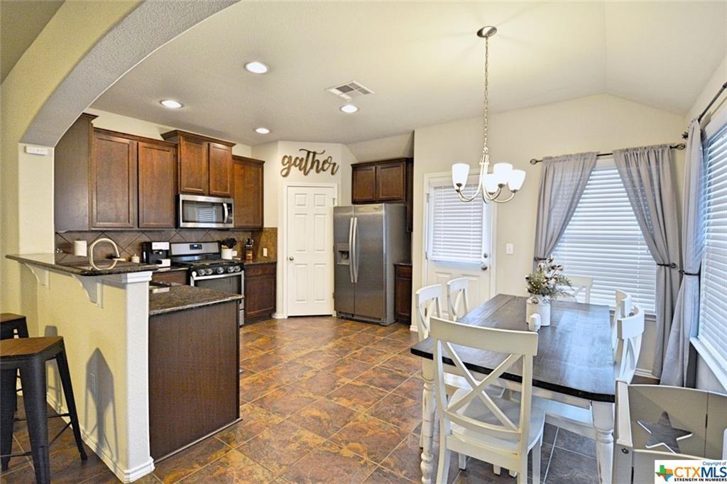 Building Photo - 362 Limerick Rd