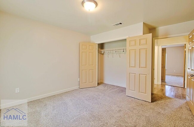 Building Photo - 5777 E Oglethorpe Hwy