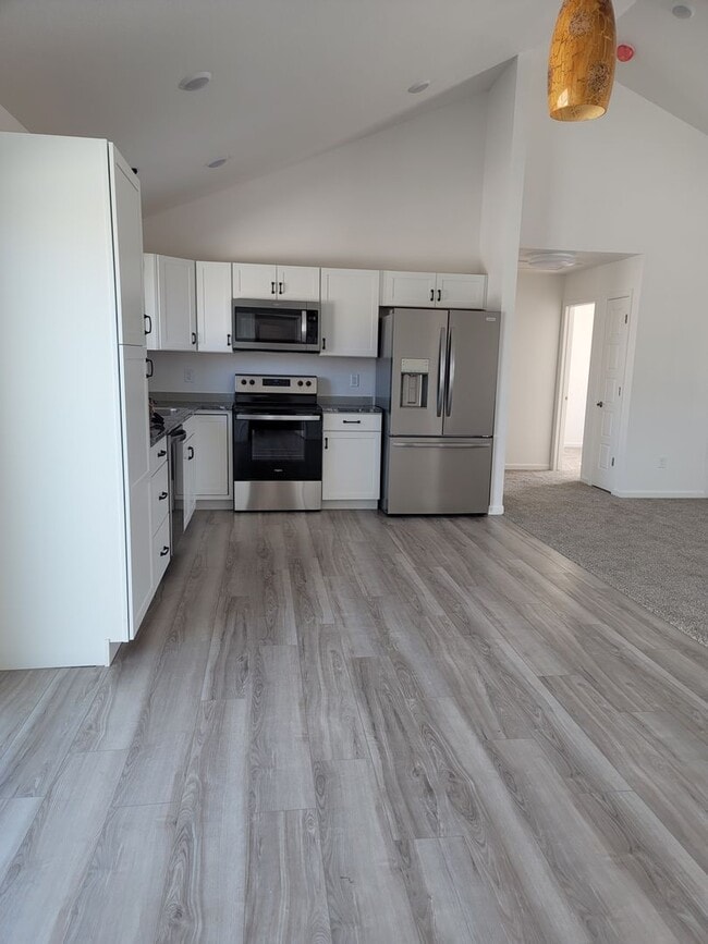 Building Photo - 914 Concerto Lane