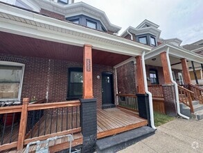 Building Photo - Completely Updated THREE BEDROOM TWIN!