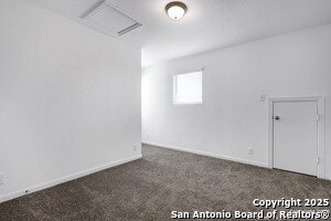 Building Photo - 7211 Birch Stage
