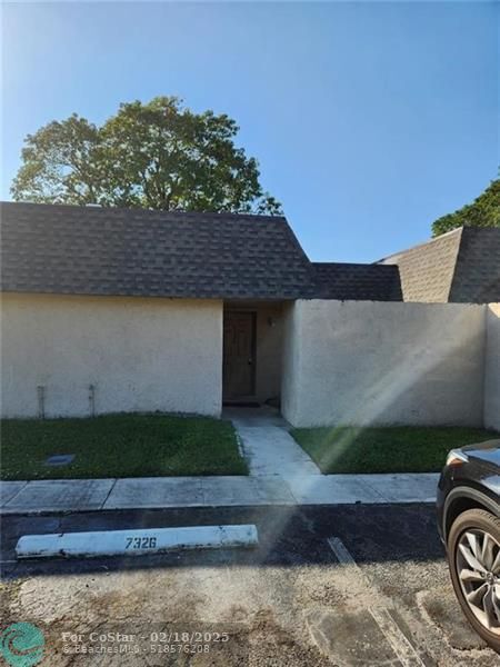 Primary Photo - 7326 SW 8th Ct