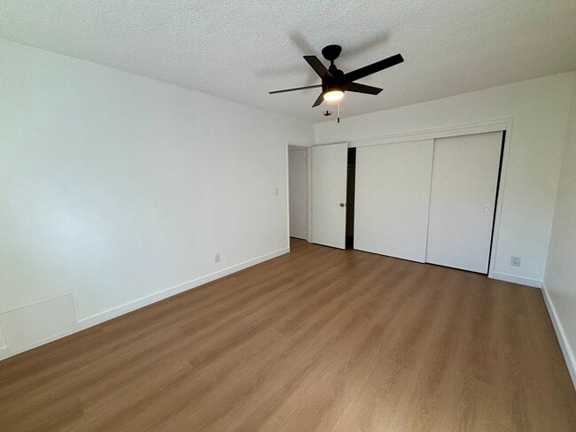 Building Photo - Tujunga Canyon Blvd, 10208-10212