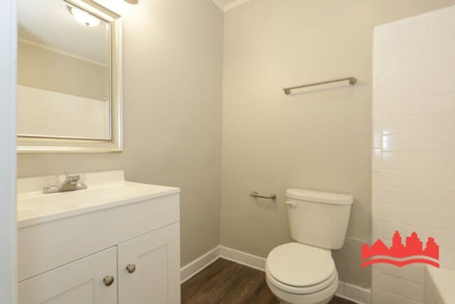 Building Photo - 4721 Bradford Dr