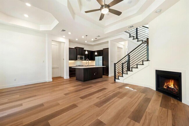 Building Photo - 306 Cartwheel Bend