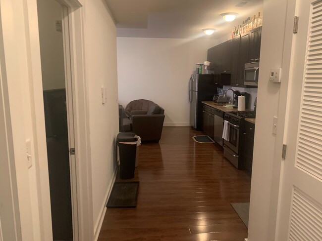 Interior Photo - 1536 N. Carlisle