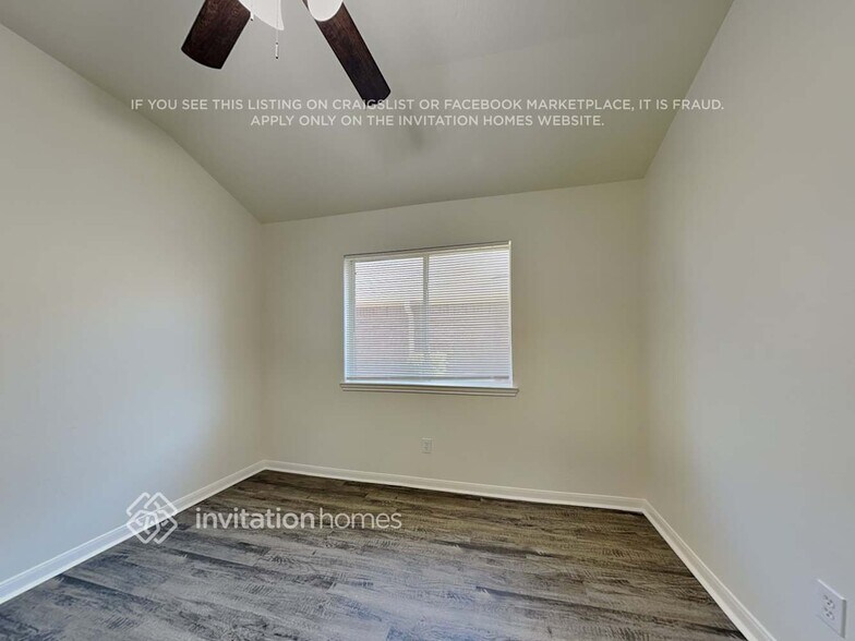 Building Photo - 15407 Riford Dr