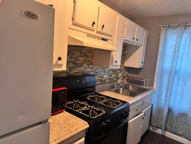 Building Photo - 235 Tremont St