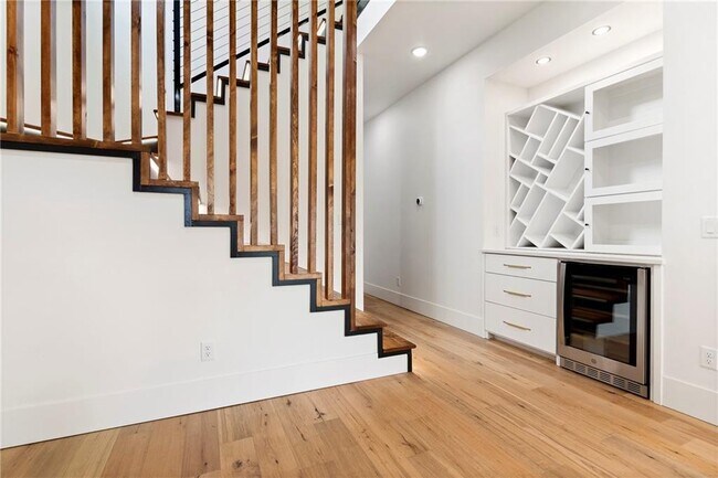 Building Photo - 4413 S 88th St