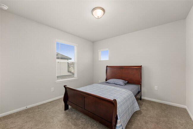 Building Photo - 27130 Peaceful Cv Dr