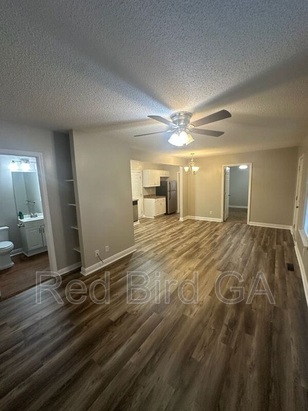 Building Photo - 1230 Harris St