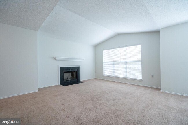 Building Photo - 21029 Timber Ridge Terrace