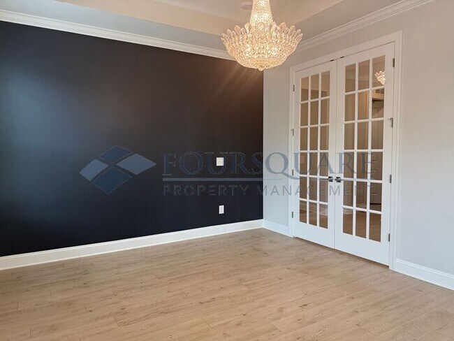 Building Photo - Elegant 4-Bed / 3.5-Bath Home with Main-Level Primary Suite, Quartz Kitchen & 3-Car Garage – In H...