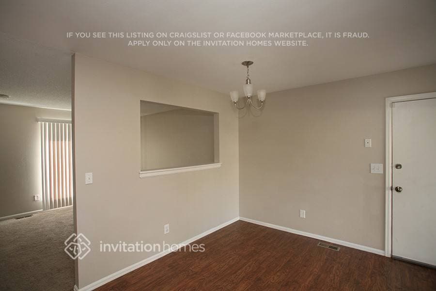 Building Photo - 9900 Detroit St