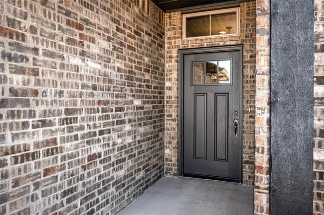 Building Photo - Beautiful Coeur D'Alene/Yukon