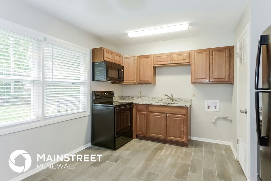 Building Photo - 11113 Bristol Terrace