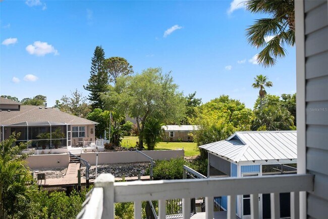 Building Photo - 428 W Klosterman Rd