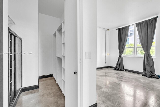 Building Photo - 2275 Biscayne Blvd Blvd