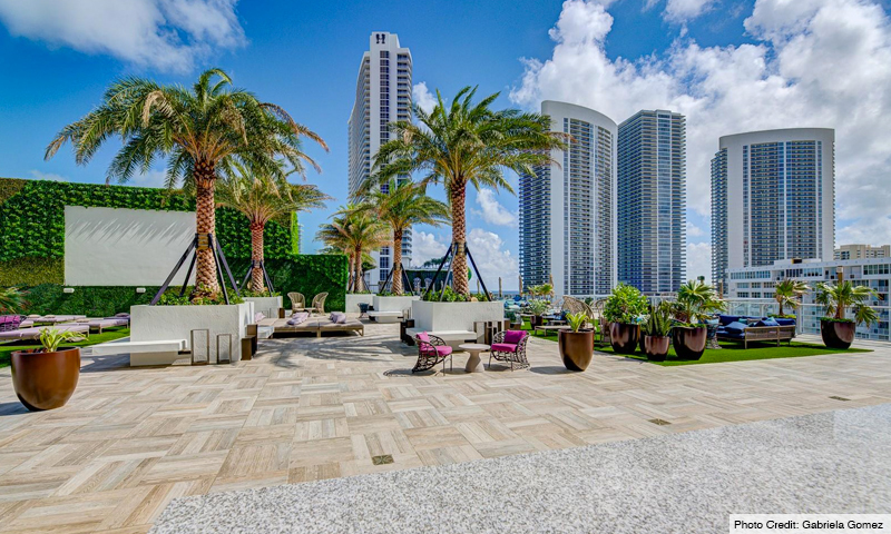 Building Photo - 4010 S Ocean Dr