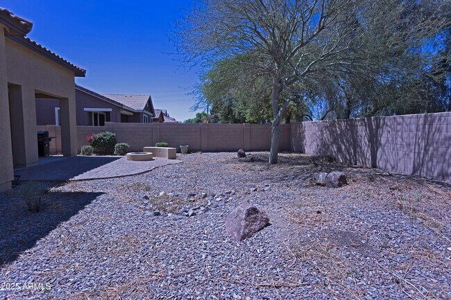 Building Photo - 4690 S Twinleaf Dr