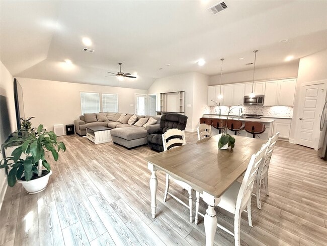 Building Photo - 10325 S Goshawk Trl