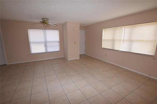 Building Photo - 3248 Split Willow Dr