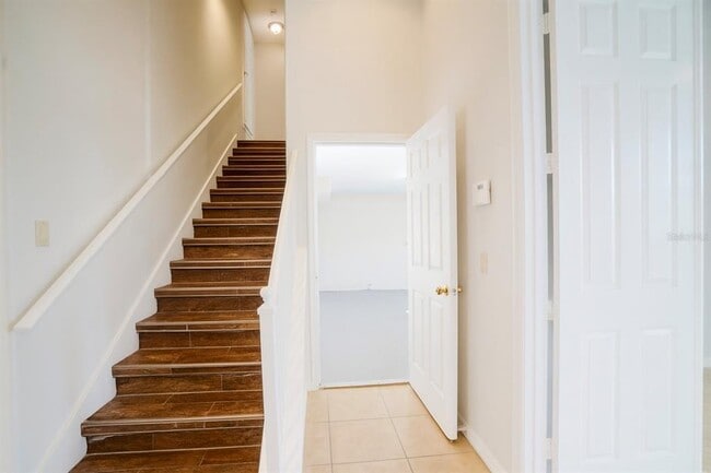 Building Photo - 8413 St Marino Blvd