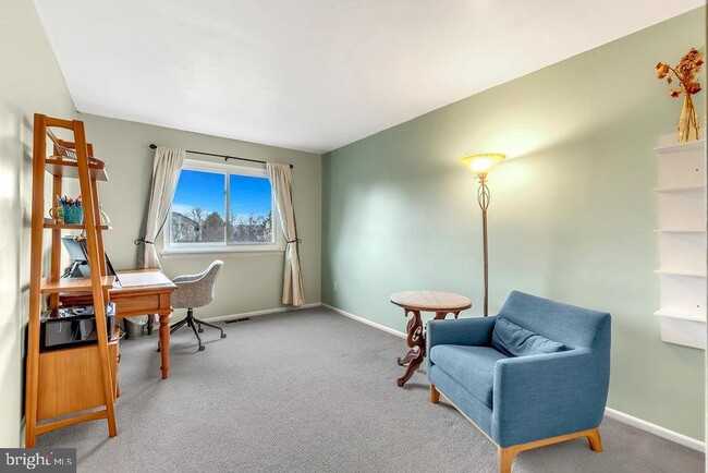 Building Photo - 44 Coriander Dr