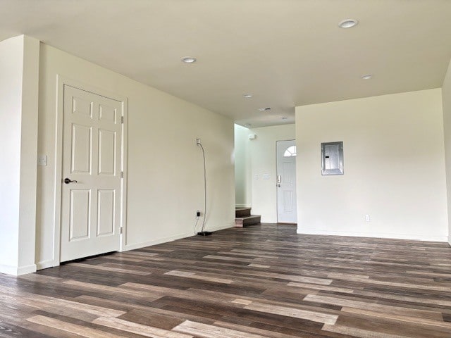 Building Photo - 2713 W Marina Dr
