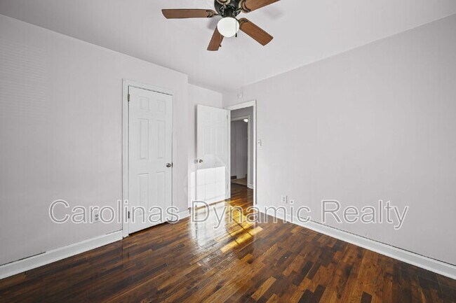 Building Photo - 2621 Druid Hls Wy