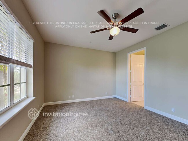 Building Photo - 806 University Blvd