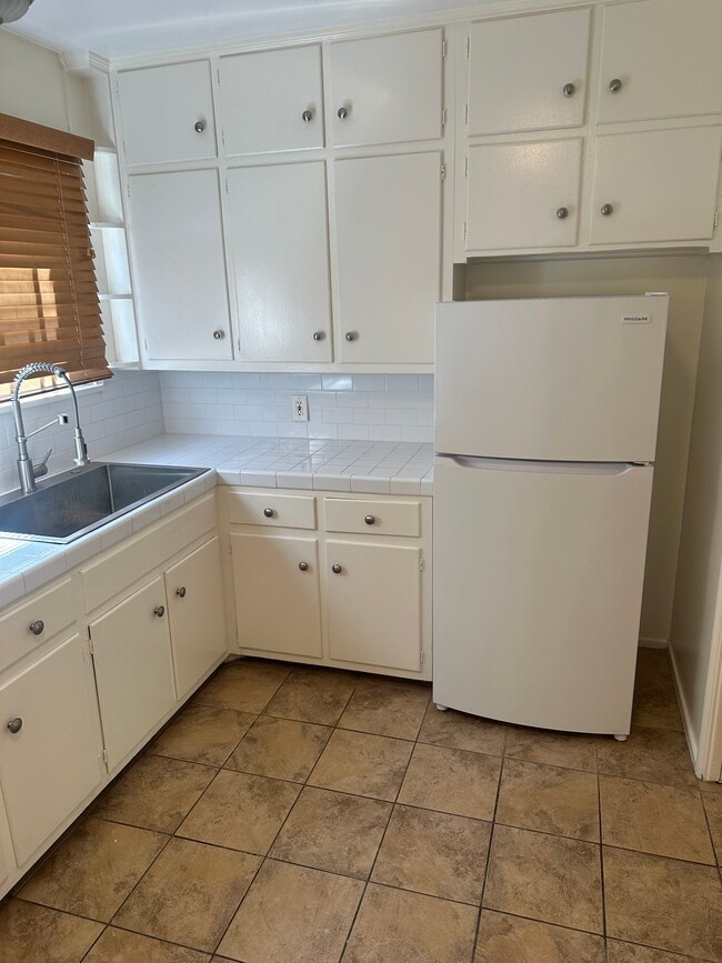 Building Photo - 1745 Winona Blvd