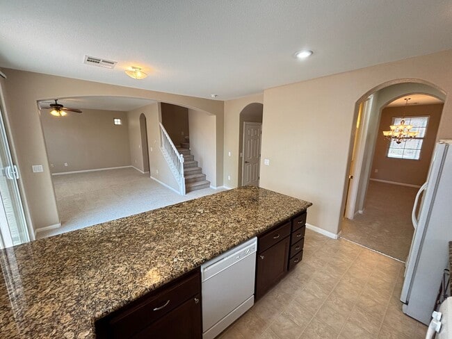 Building Photo - Elegant 3Bed/3Bath Home with Loft in the P...