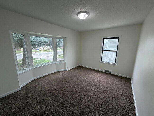 Building Photo - 3131 Ave A