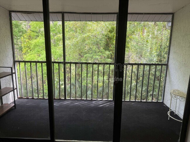 Building Photo - 1236 Pine Ridge Cir W