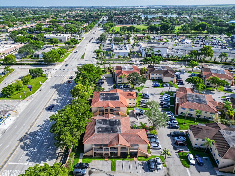 Building Photo - 18206 Mediterranean Blvd