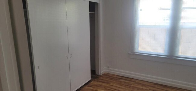 Building Photo - 3 bedroom in GLENDALE AZ 85301