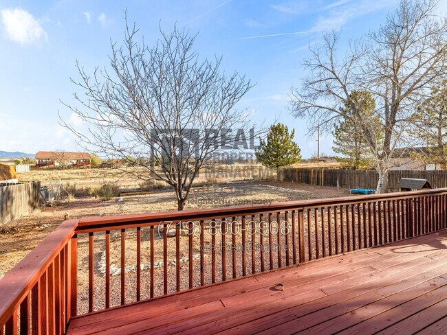 Building Photo - 275 W Baldwyn Dr