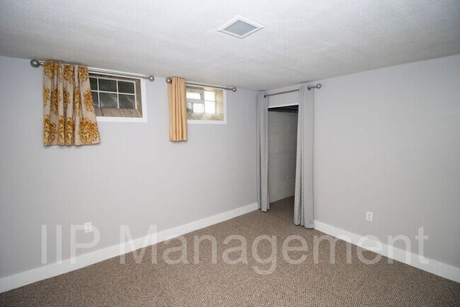 Building Photo - Impeccable 3BR 3BA Home in Bay Village!