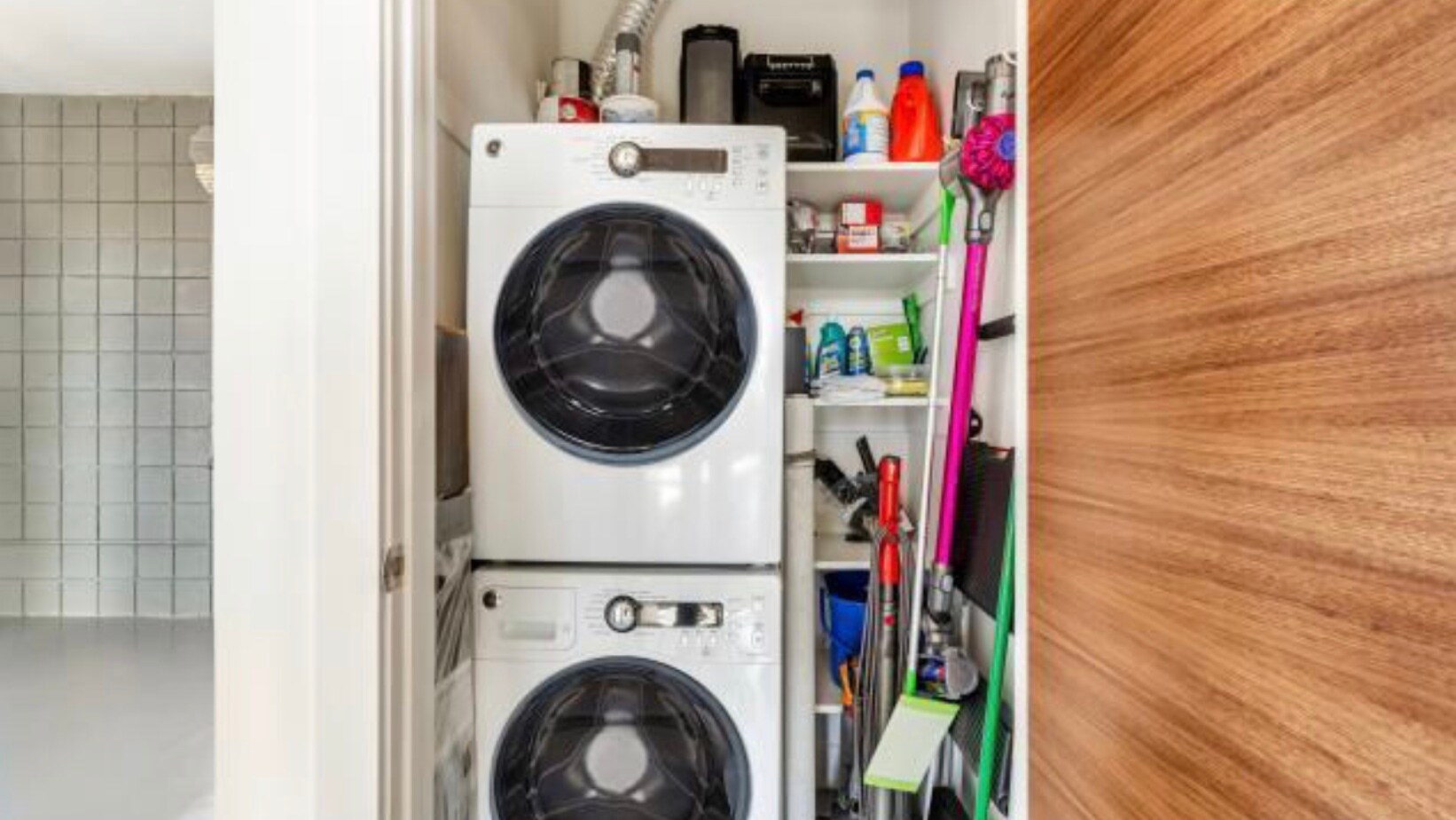 Building Photo - 360 W 300 S