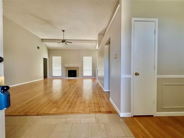 Building Photo - 2735 Wentworth Dr