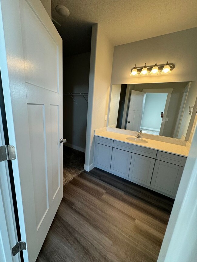 Building Photo - Brand New Condo in the Lehi Exchange Commu...